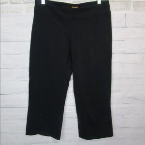 Lucy Workout Capris Size M